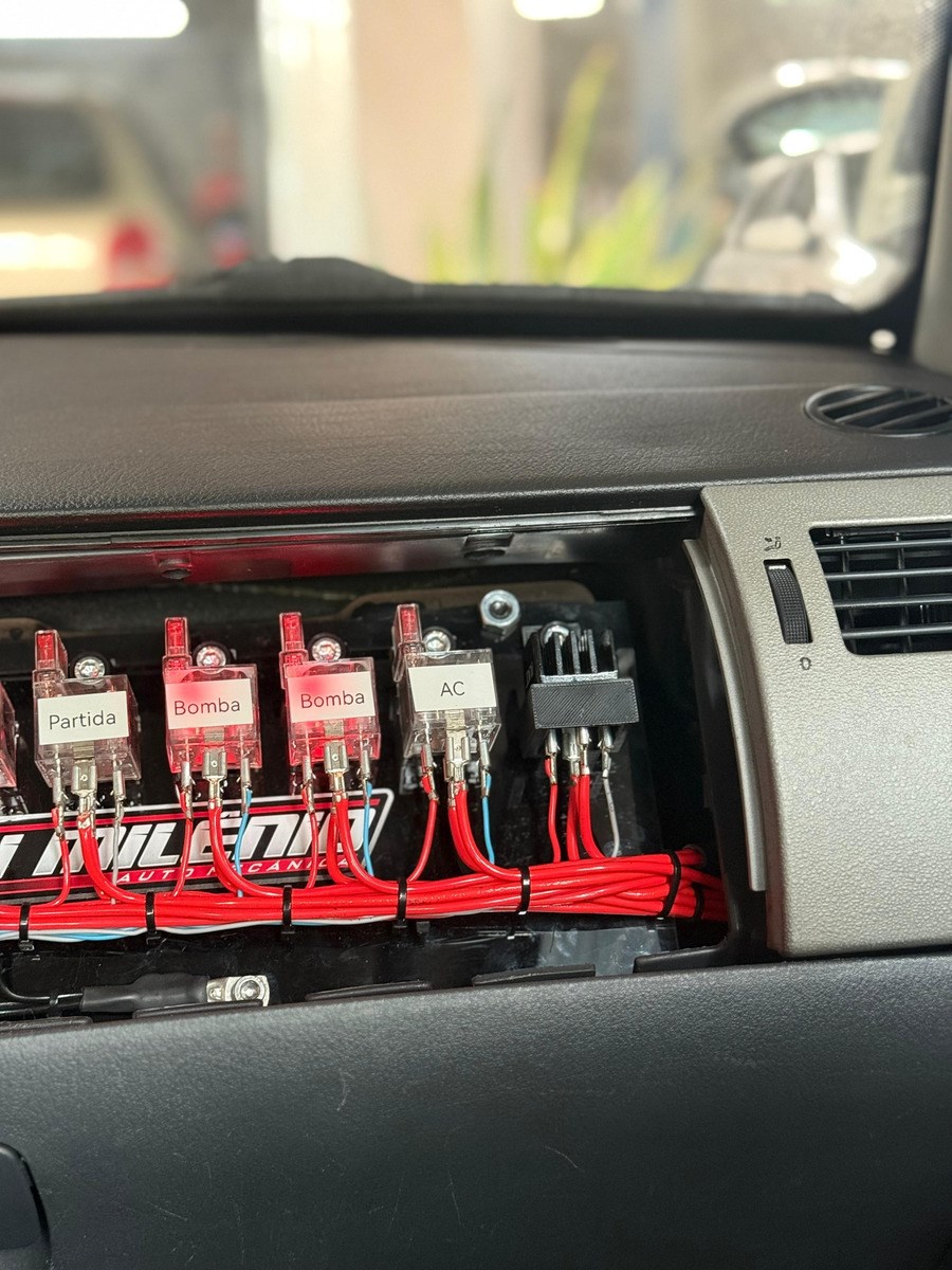 Suporte De Relé Universal Automotivo  Cofre Motor Painel